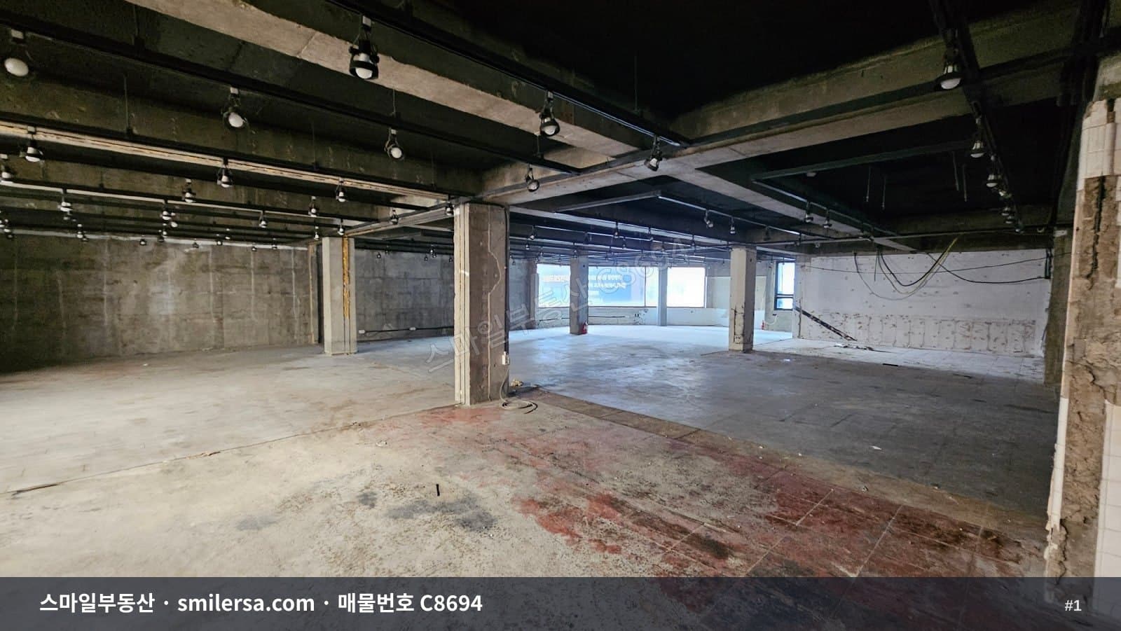 부산광역시 부산진구 부전동 상가 내부 사진 C8694