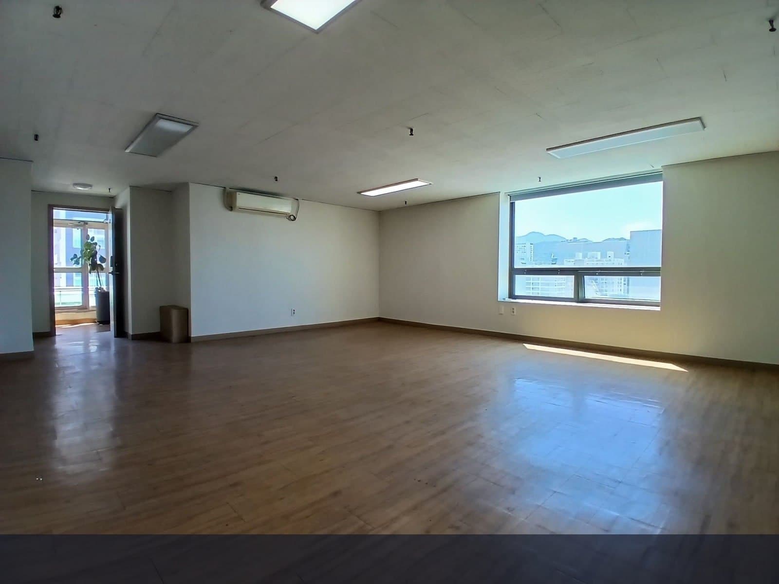 부산광역시 부산진구 전포동 사무실 내부 사진 C8855