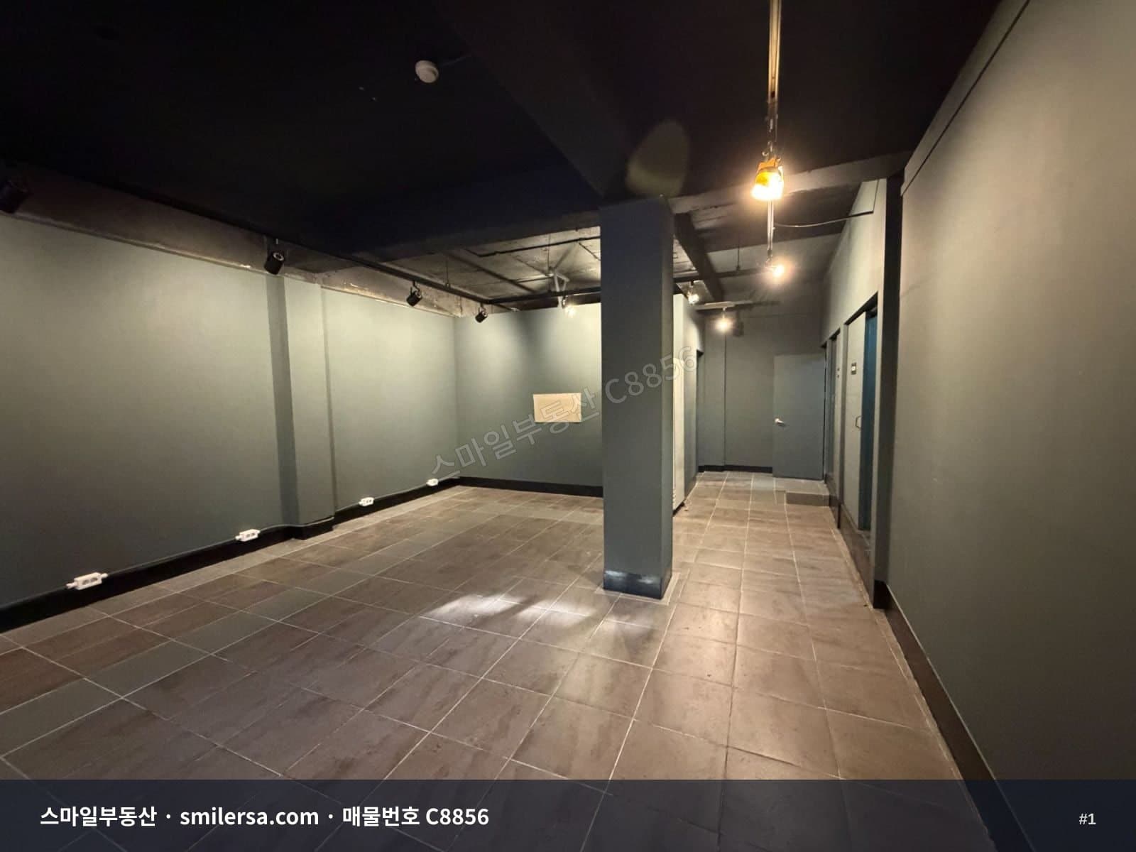 부산광역시 부산진구 부전동 상가 내부 사진 C8856