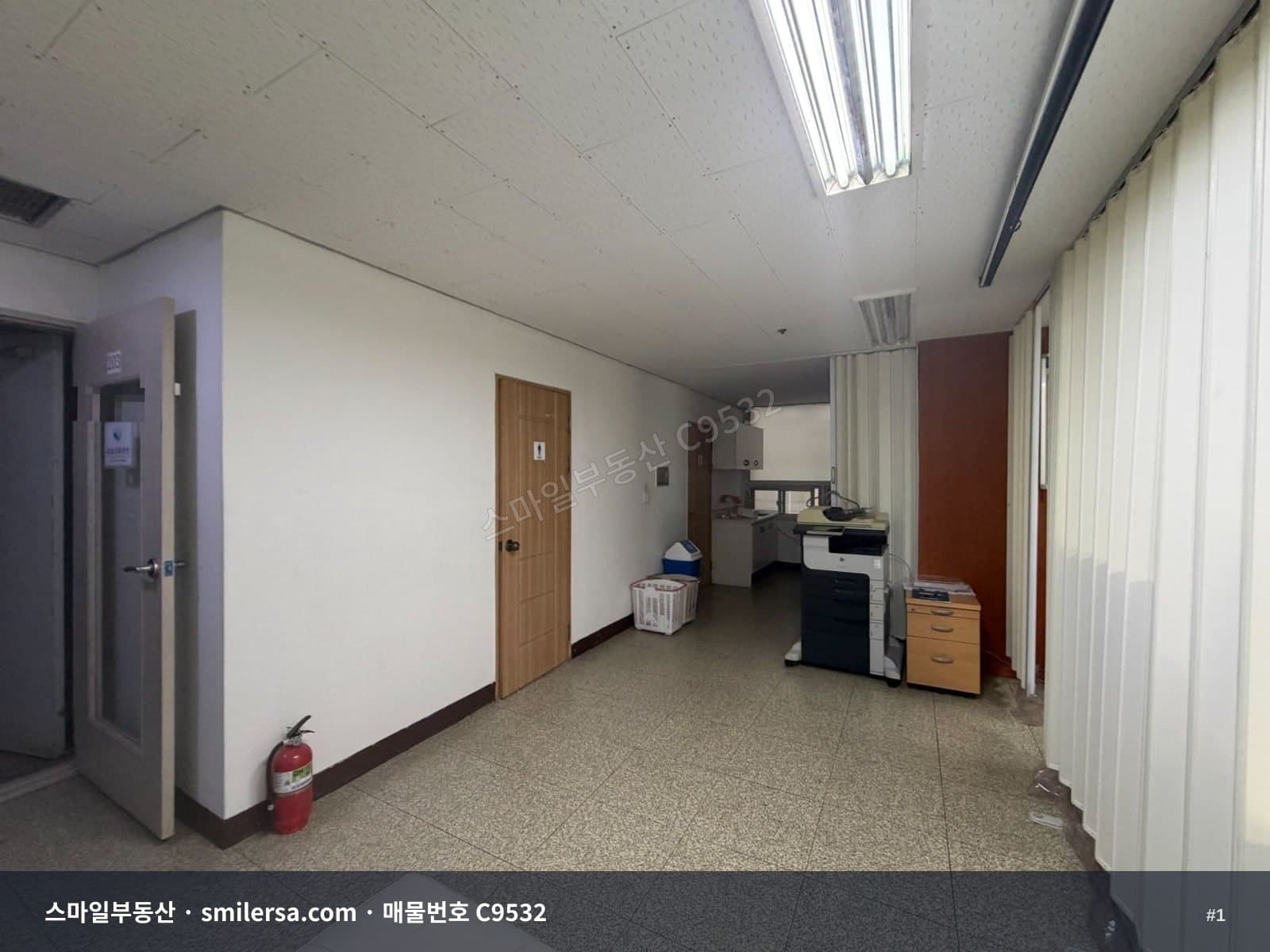 전포대로변 깔끔한 사무실 임대 C9532 - 1