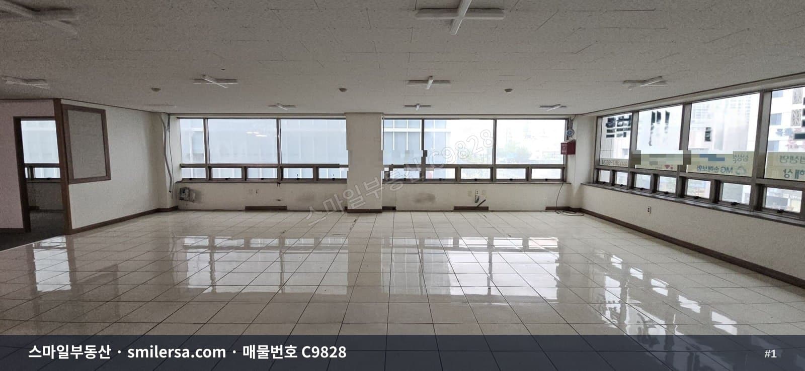 연산역 중앙대로 가성비 좋은 중형 사무실 - 1