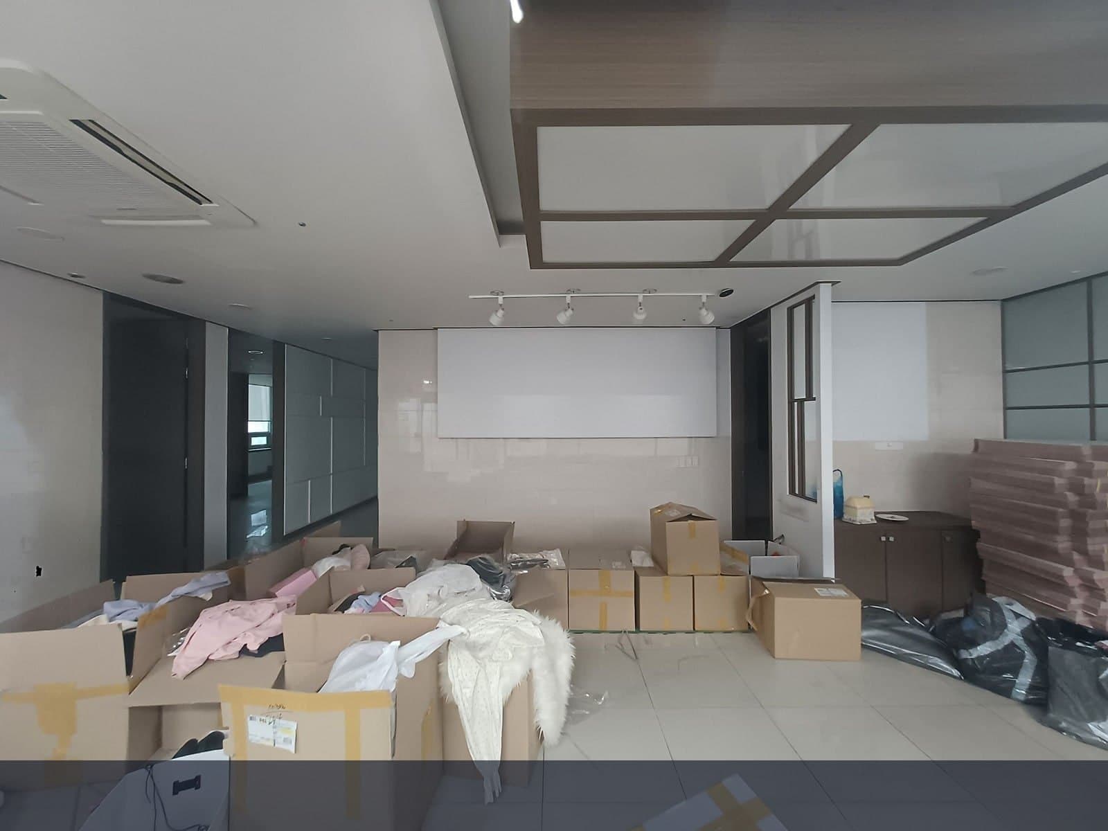 부산광역시 연제구 연산동 사무실 내부 사진 C9938
