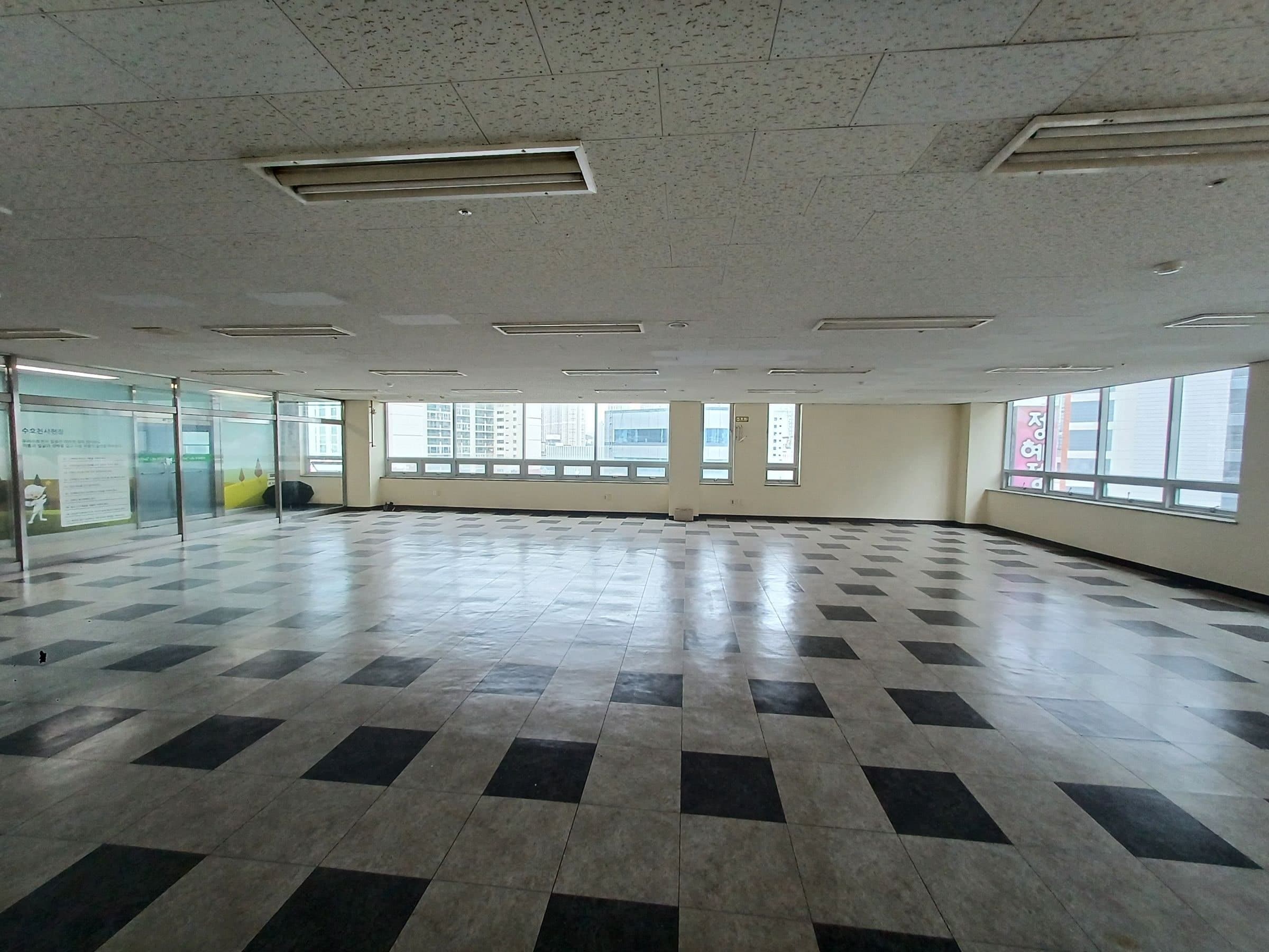 부산광역시 연제구 연산동 사무실 - 1