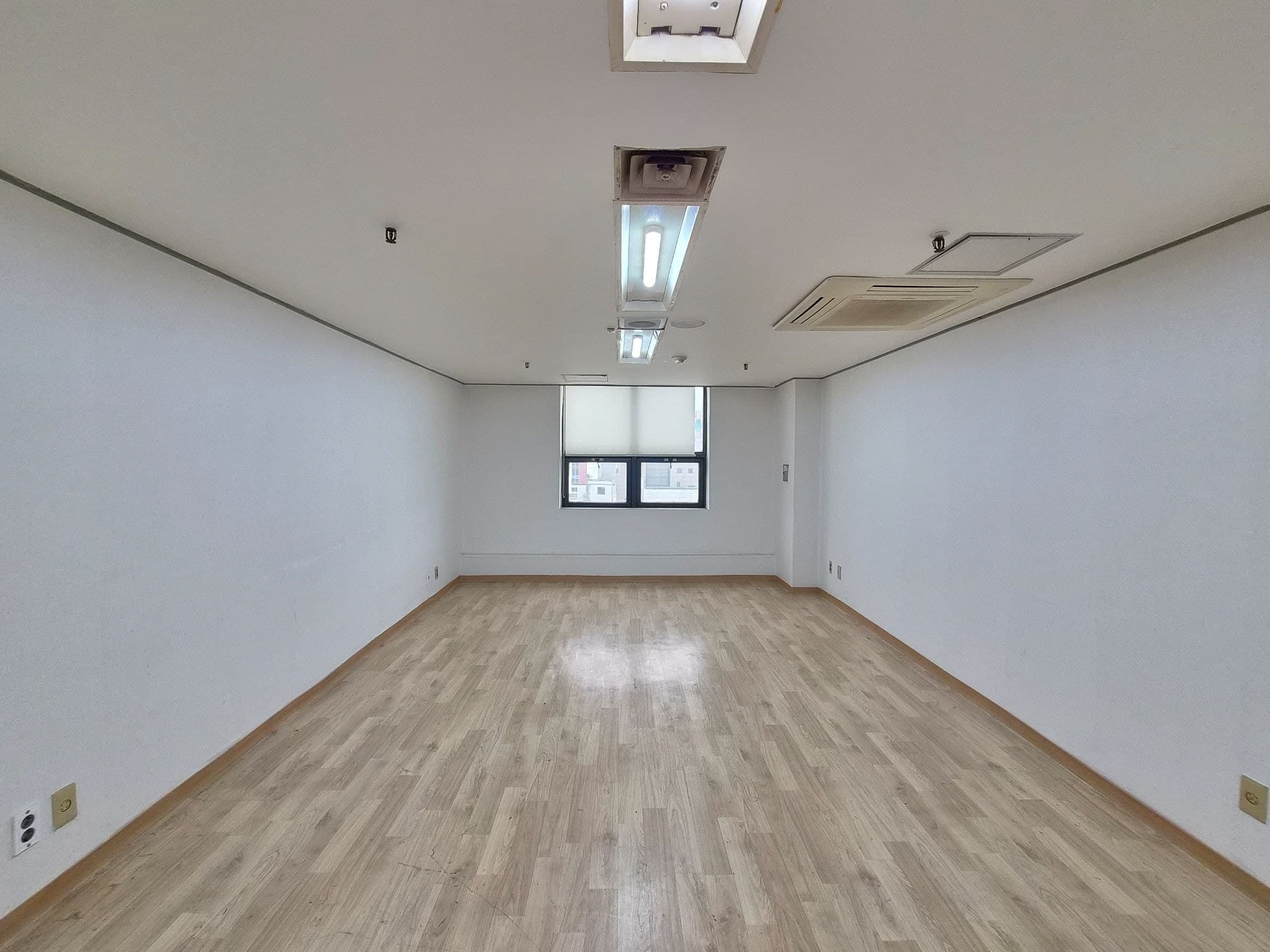 부산광역시 연제구 연산동 사무실 - 1