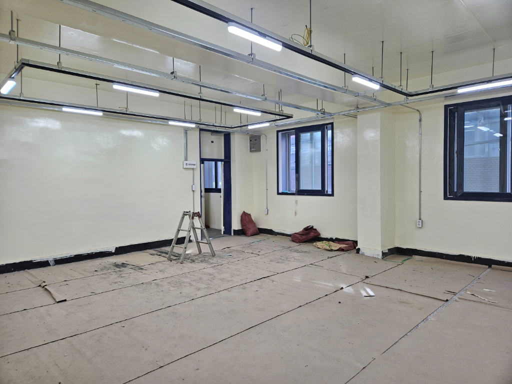 부산광역시 중구 중앙동4가 사무실 - 1