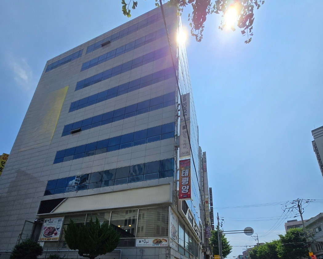 부산광역시 연제구 연산동 사무실 - 1
