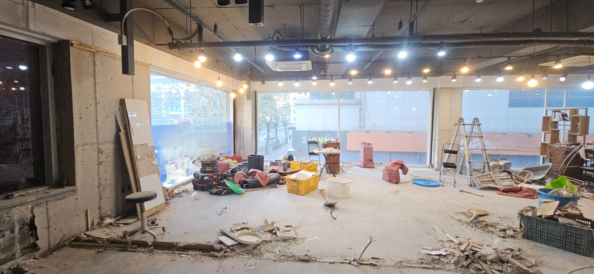 부산광역시 부산진구 전포동 사무실 - 1